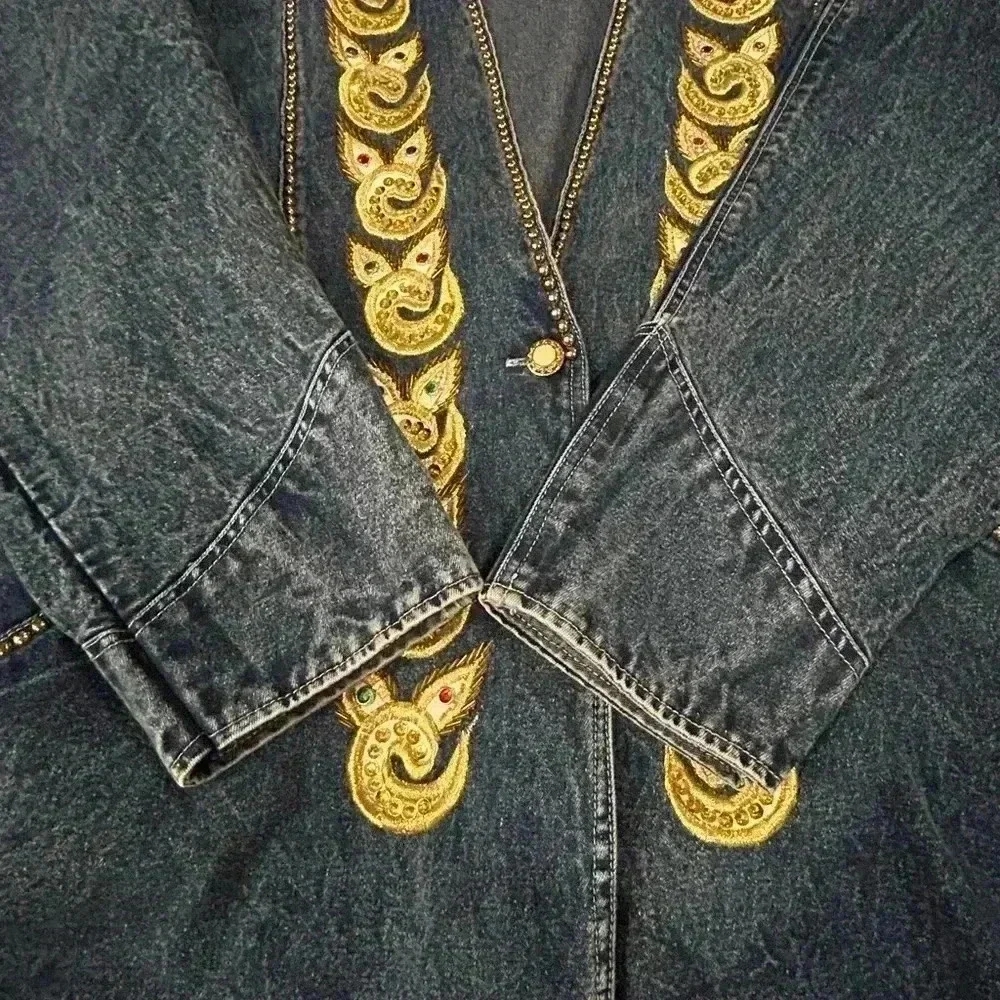 American Classics vintage 80s jean jacket with embellishments size small sequins - Picture 8 of 9